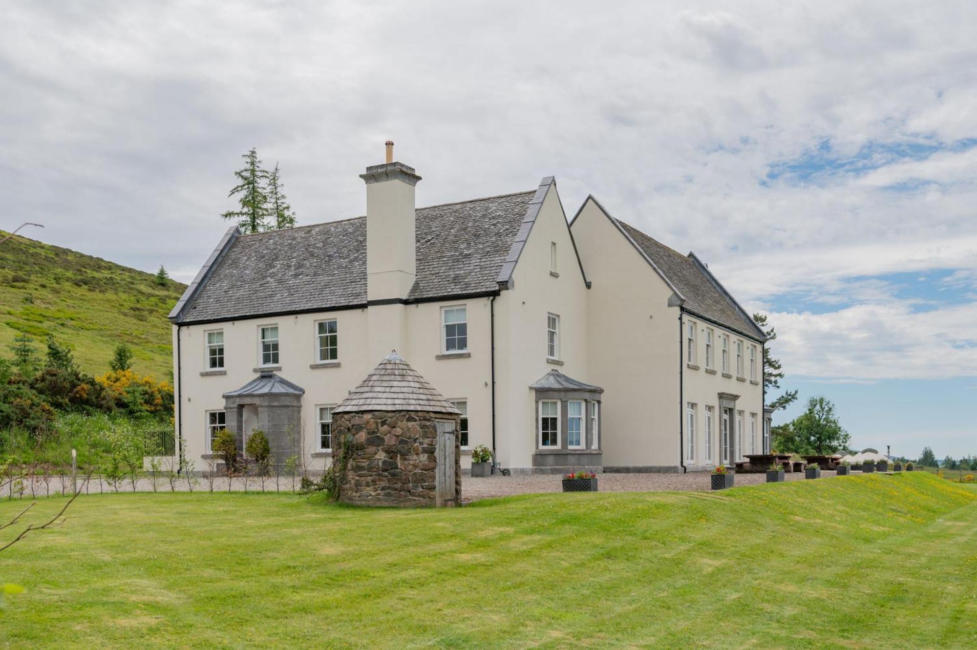 Alexander House 18 - East Wing - Self Catering Villa Auchterarder Bagian luar foto